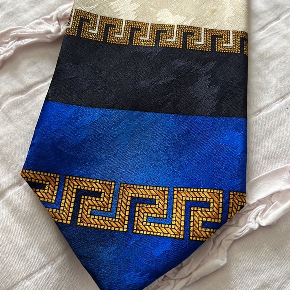 Men’s tie - Picture 2 of 6